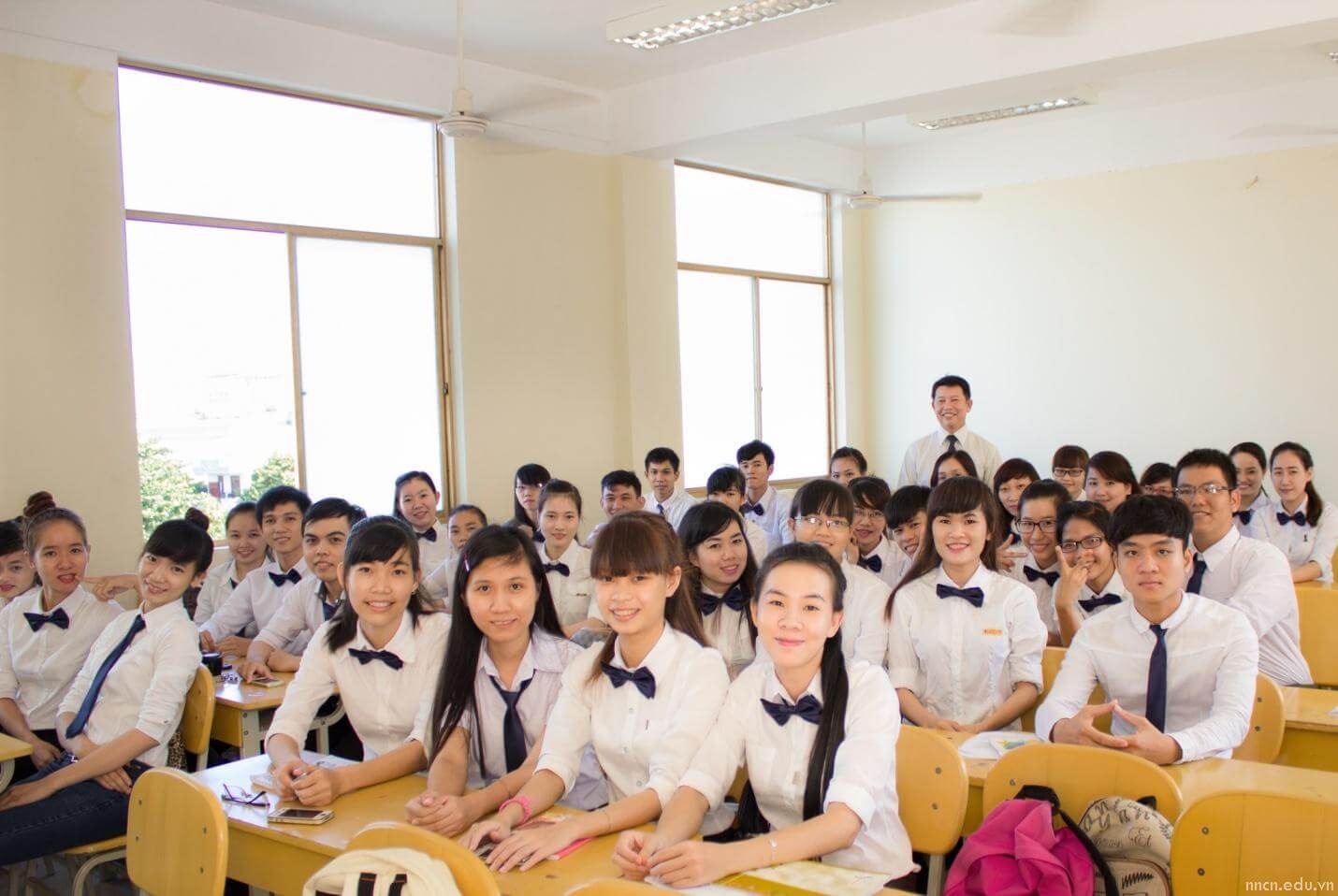 học ngành quản trị khách sạn ra tường có dễ xin việc không