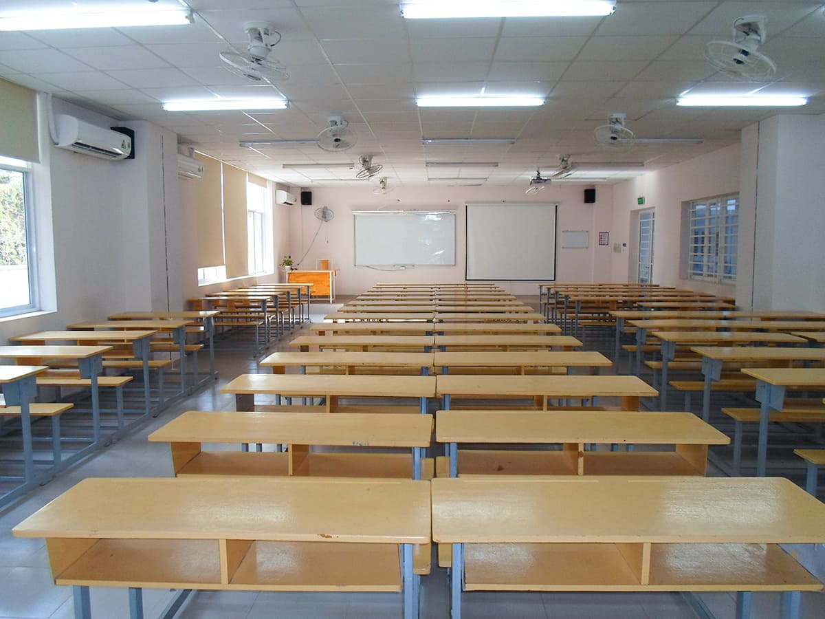 Ngành Quản trị Dịch vụ Du lịch và Lữ hành - Cao đẳng Ngoại ngữ và Công nghệ Hà Nội