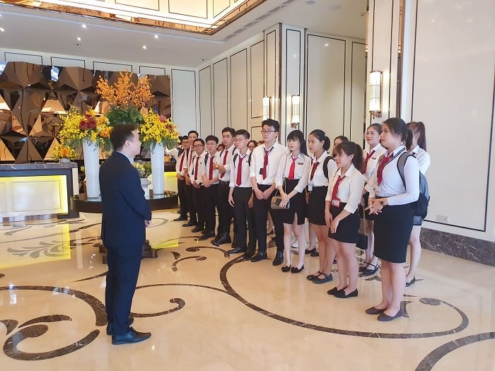 Ngành Quản trị Dịch vụ Du lịch và Lữ hành - Cao đẳng Ngoại ngữ và Công nghệ Hà Nội