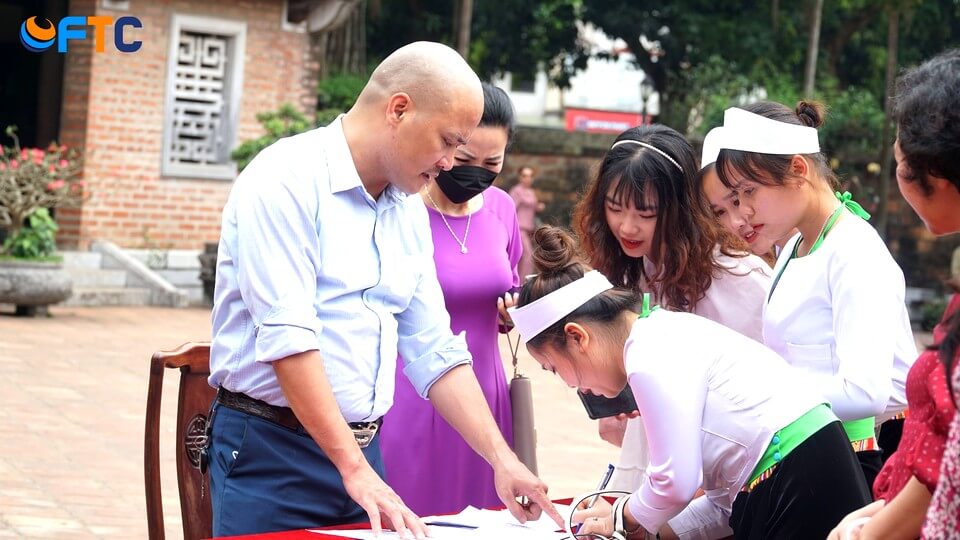 sinh viên FTC nhận học bổng Hessen