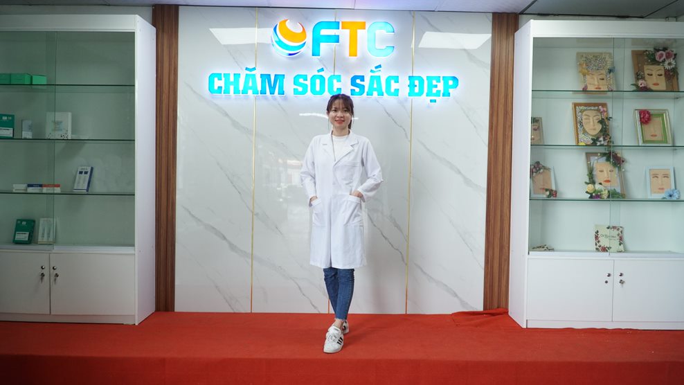 Học phí ngành Chăm sóc sắc đẹp tại Việt Nam hiện nay Học phí học chính quy tại các trường cao đẳng, trung cấp