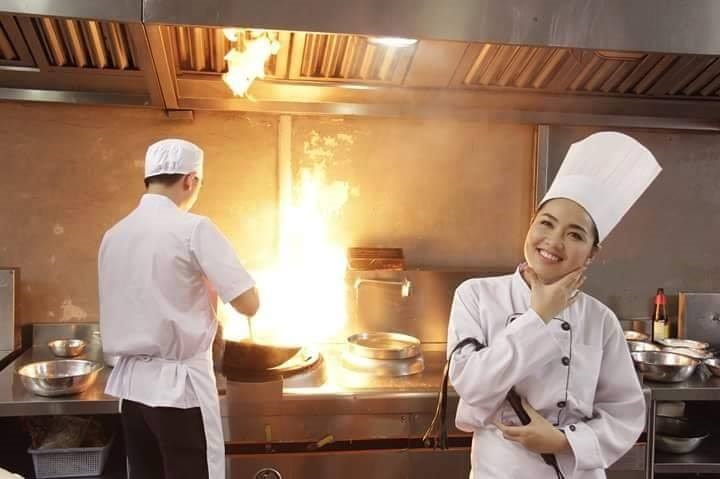 Điều kiện làm việc của người đầu bếp tại Việt Nam