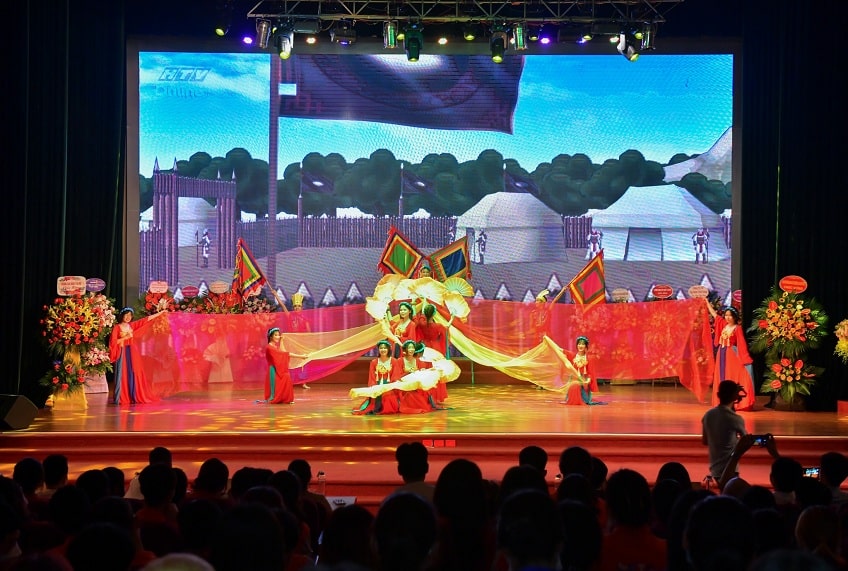 Múa "Hồn thiêng đất Việt"