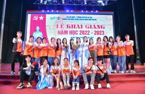 Hình ảnh đáng nhớ tại Lễ khai giảng năm học 2022-2023 trường Cao đẳng Ngoại ngữ và Công nghệ Hà Nội