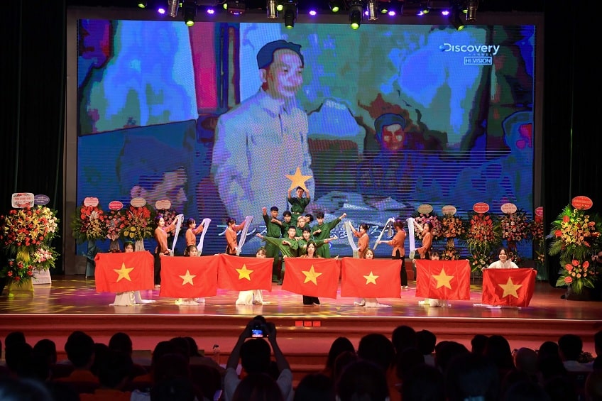 múa Linh thiêng Việt Nam