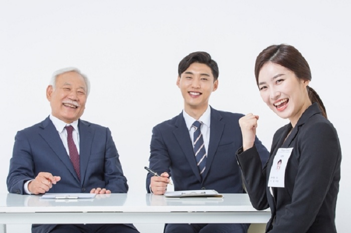 Học liên thông Ngôn ngữ Anh ra làm gì vị trí việc làm khi có khả năng Tiếng Anh tốt