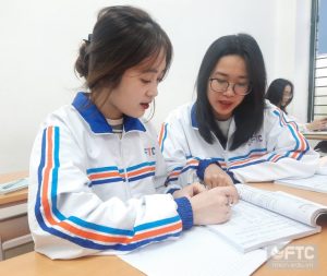 Sinh viên ngành tiếng Trung Quốc Trường Cao đẳng Ngoại ngữ và Công nghệ Hà Nội