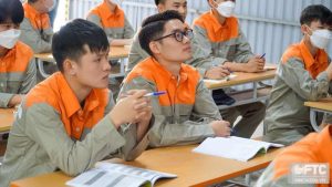 Học phí ngành Công nghệ ô tô