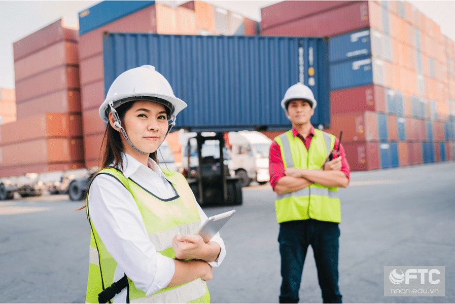 Ngành Logistics