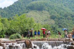 Học ở đâu để trở thành hướng dẫn viên du lịch chuyên nghiệp?