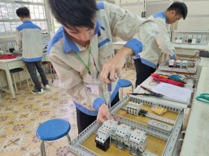 Một số môn học chủ đạo ngành Kỹ thuật Điện Điện tử