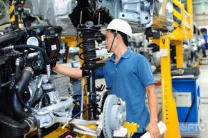 Nghề công nghệ ô tô có dễ học không?