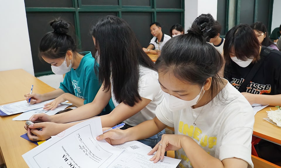 Hoàn thiện hồ sơ nhập học FTC