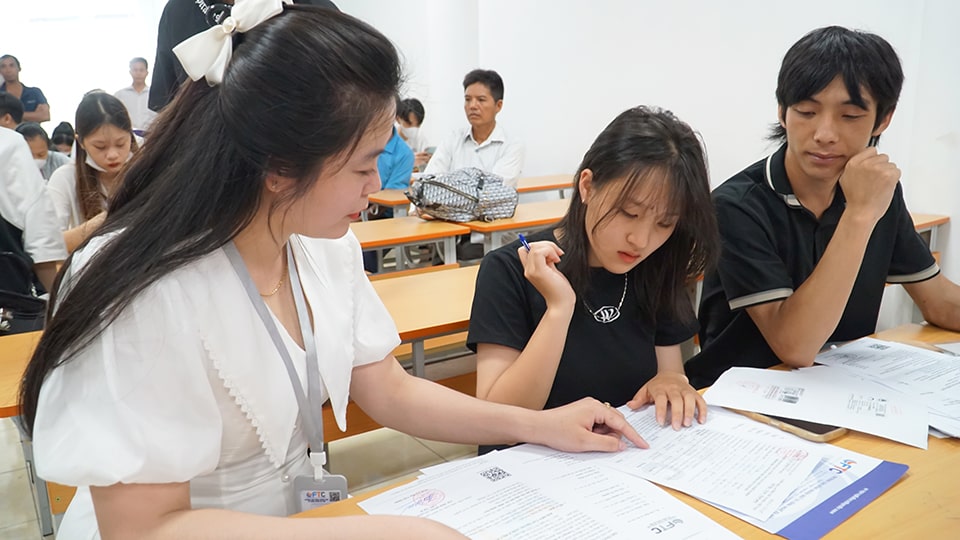 Hoàn thiện hồ sơ nhập học FTC