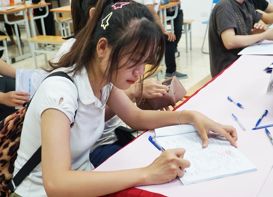 hoàn thiện hồ sơ nhập học FTC