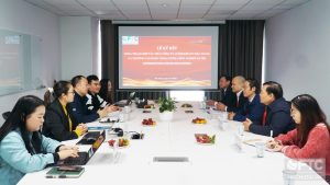 Hop tac doanh nghiep