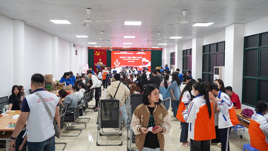 Ngày hội hiến máu tình nguyện