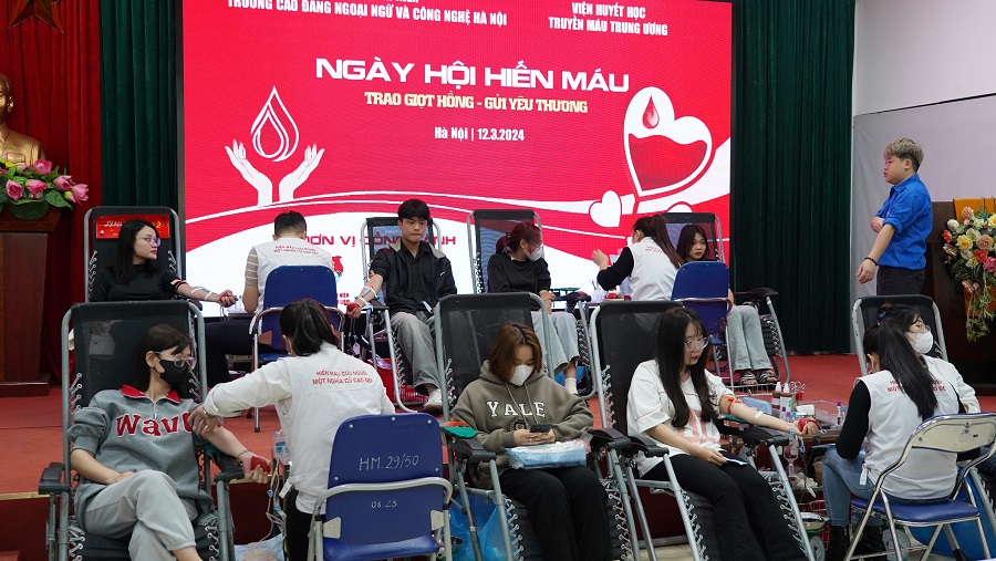 Ngày hội hiến máu tình nguyện