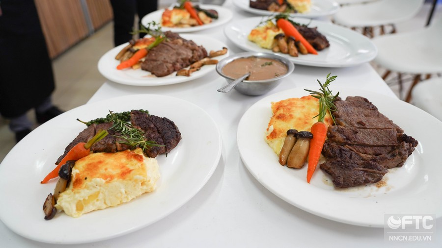 Ngành Kỹ thuật chế biến món ăn