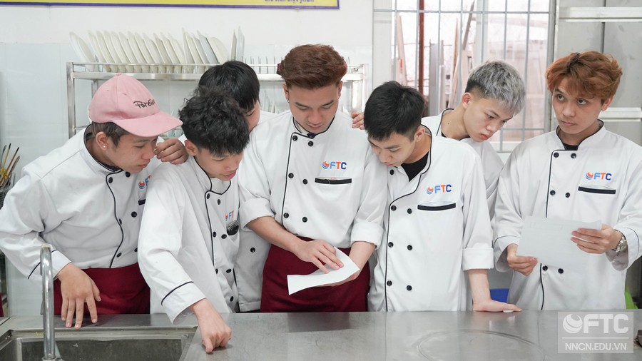 Ngành Kỹ thuật chế biến món ăn