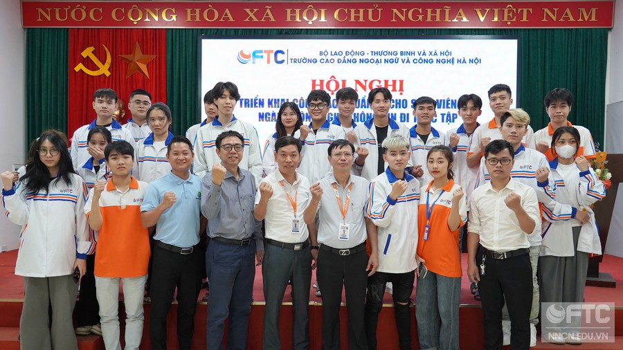 Hội nghị triển khai công tác cho sinh viên K22 ngành Công nghệ thông tin trước khi đi thực tập