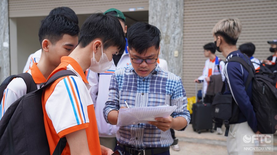 SV K22 thực tập Compal