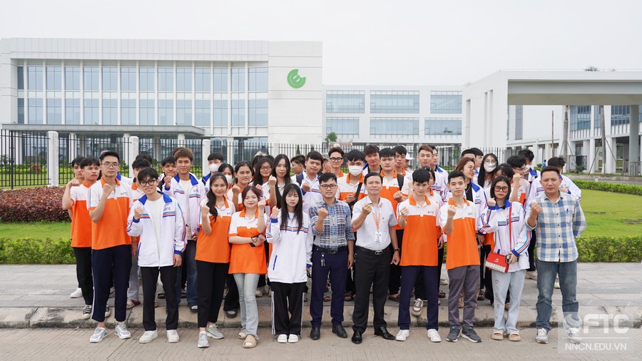 SV K22 thực tập Compal