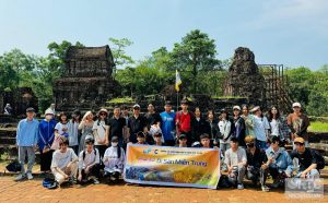 Hành trình di sản miền Trung Khoa Du lịch &Thương mại