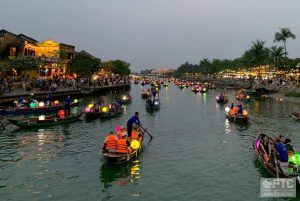 Hành trình di sản miền Trung Khoa Du lịch &Thương mại