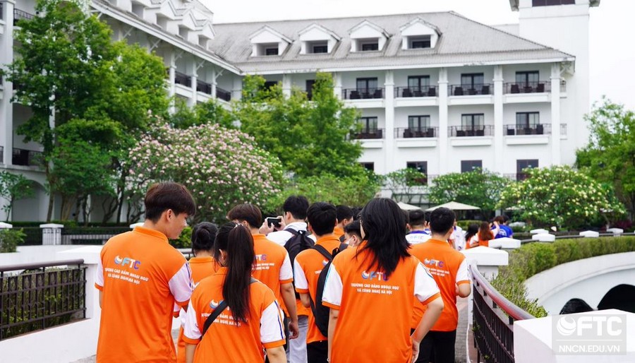 Trải nghiệm khách sạn Intercontinental Hà Nội Westlake