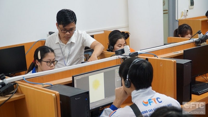 Cao đẳng Ngoại ngữ và Công nghệ Hà Nội - Top 5 trường xét học bạ ngành Công nghệ thông tin