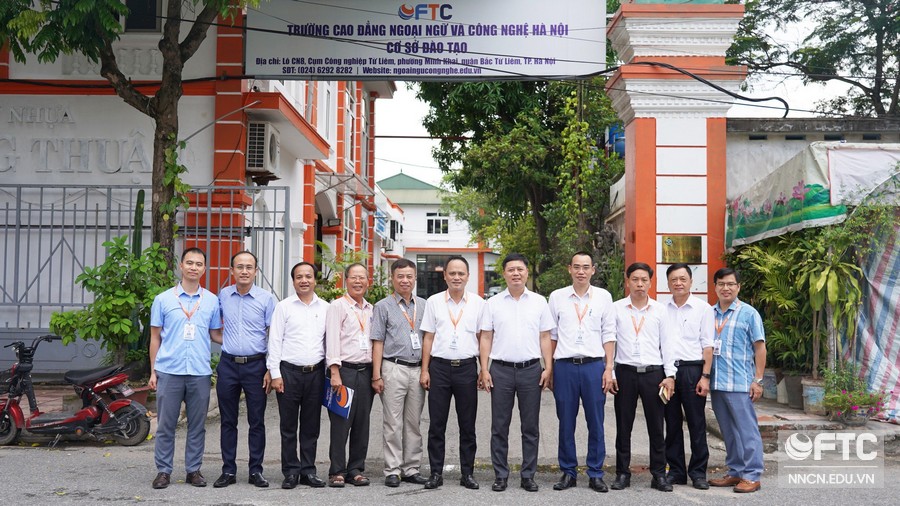 Đoàn công tác Vụ Giáo dục, Ban Tuyên giáo Trung ương đến thăm và làm việc