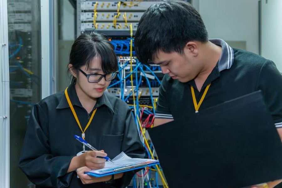 Hỗ trợ 70% học phí ngành Công nghệ kỹ thuật điện, điện tử
