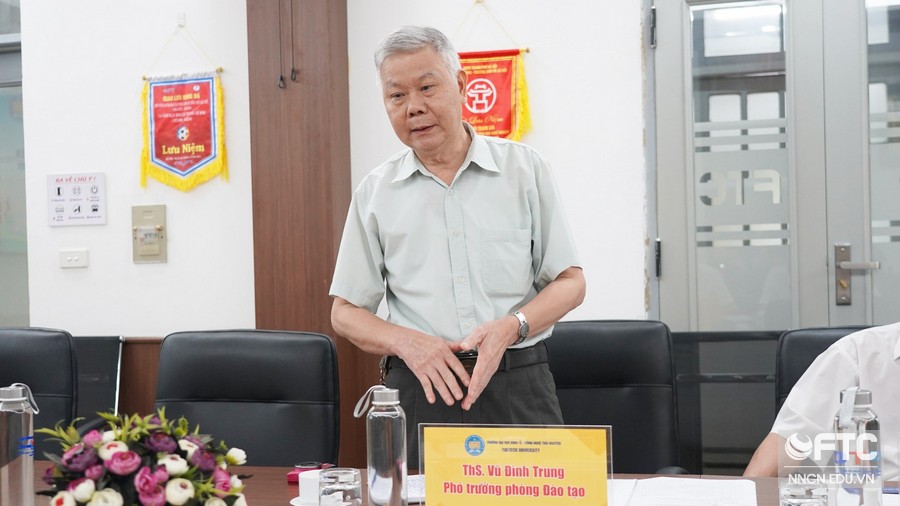 thỏa thuận hợp tác giữa trường đại học kinh tế - công nghệ Thái Nguyên với Trường Cao đẳng Ngoại ngữ và Công nghệ Hà Nội