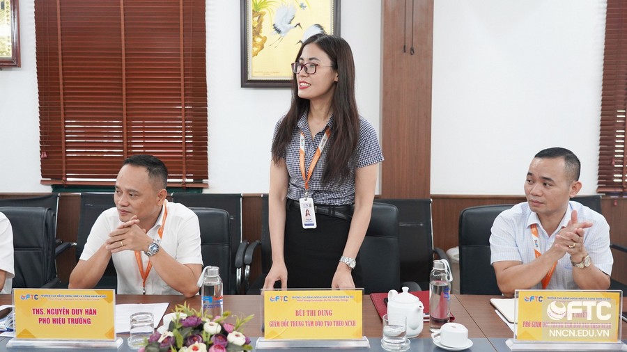 thỏa thuận hợp tác giữa trường đại học kinh tế - công nghệ Thái Nguyên với Trường Cao đẳng Ngoại ngữ và Công nghệ Hà Nội