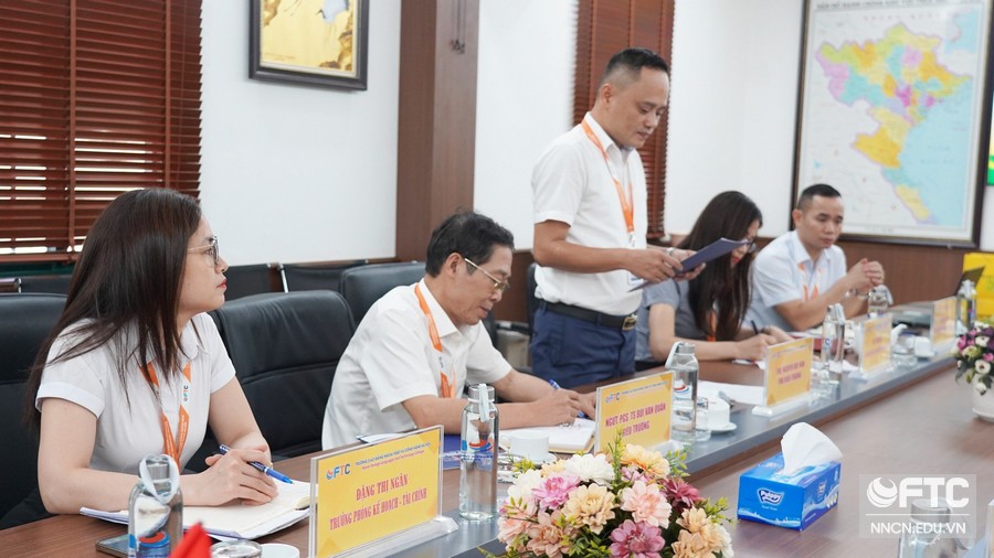 thỏa thuận hợp tác giữa trường đại học kinh tế - công nghệ Thái Nguyên với Trường Cao đẳng Ngoại ngữ và Công nghệ Hà Nội