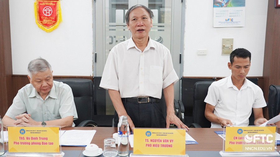 thỏa thuận hợp tác giữa trường đại học kinh tế - công nghệ Thái Nguyên với Trường Cao đẳng Ngoại ngữ và Công nghệ Hà Nội