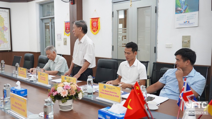 thỏa thuận hợp tác giữa trường đại học kinh tế - công nghệ Thái Nguyên với Trường Cao đẳng Ngoại ngữ và Công nghệ Hà Nội