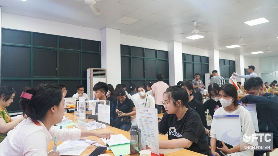 nhập học khóa K24