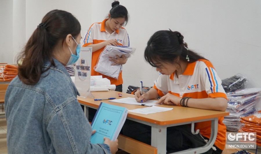 nhập học khóa K24