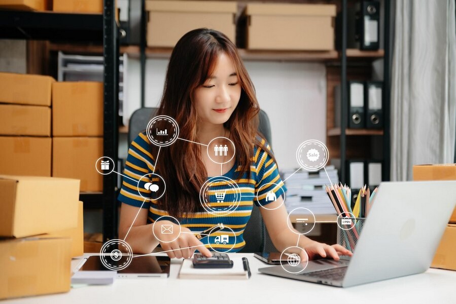 ngành thương mại điện tử đào tạo gì?