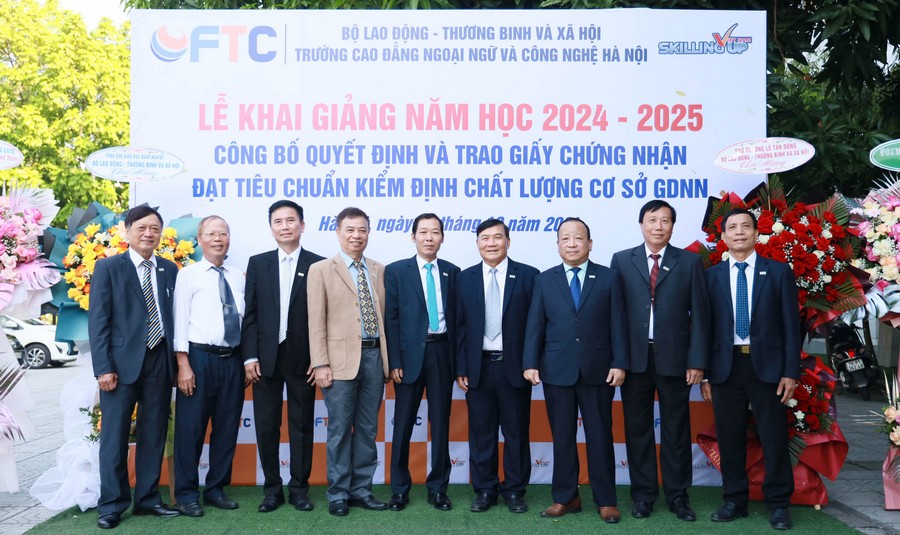 khai giảng năm học 2024 - 2025