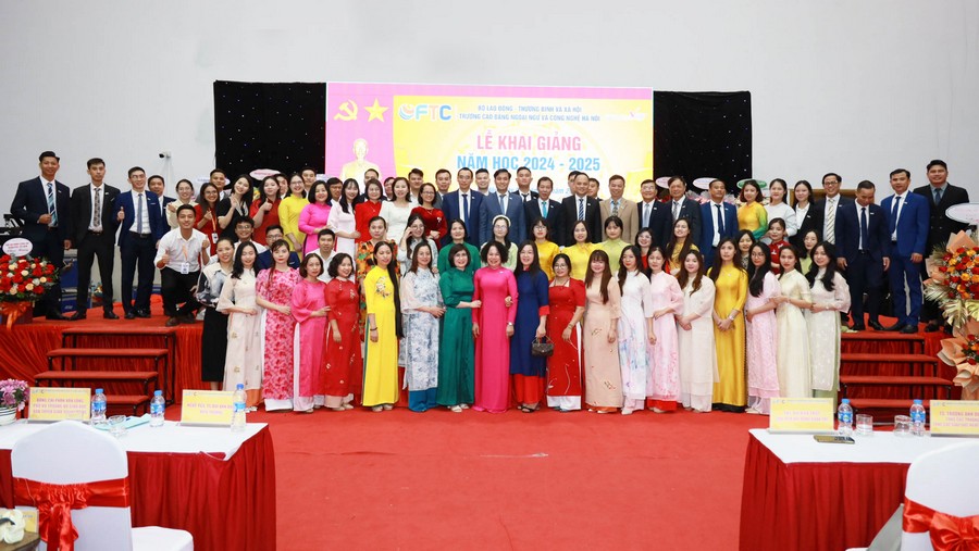 khai giảng năm học 2024 - 2025