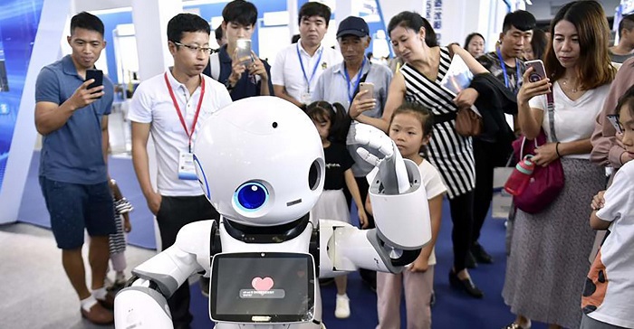 10 Lý do vàng nên học Cao đẳng Ngôn ngữ Tiếng Trung trong thời hội nhập Học tiếng Trung giúp nắm bắt nhanh chóng các thông tin Kinh tế, Khoa học Công nghệ