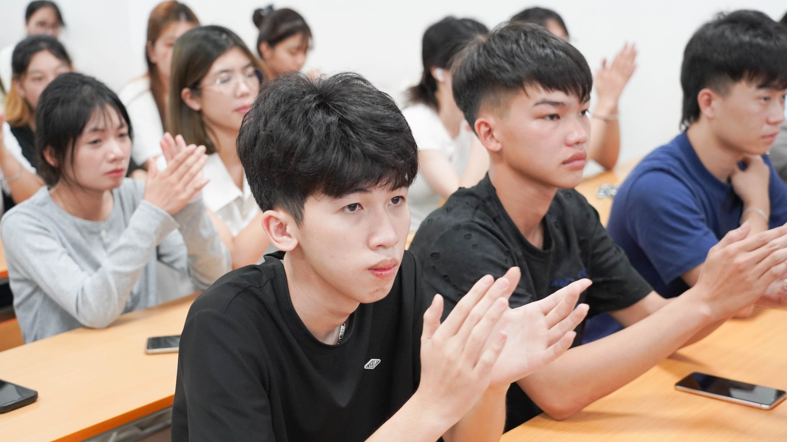 v-can-bo-ftc-lang-son-ve-ha-noi-8