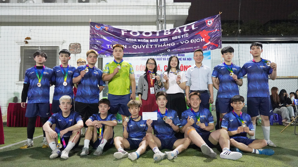 Chung kết bóng đá, cầu lông 2026 