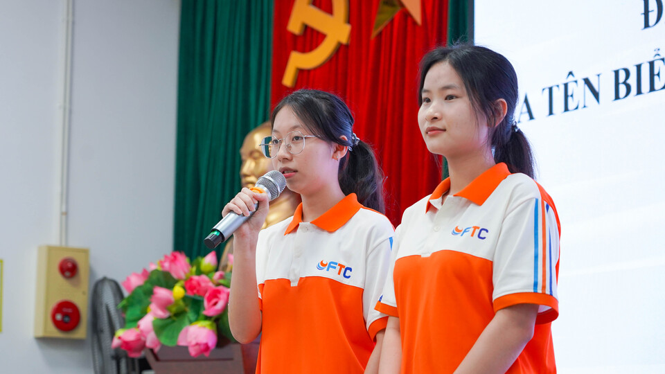 soi-noi-va-day-khat-vong-hoi-nghi-sinh-vien-ftc-nghien-cuu-khoa-hoc