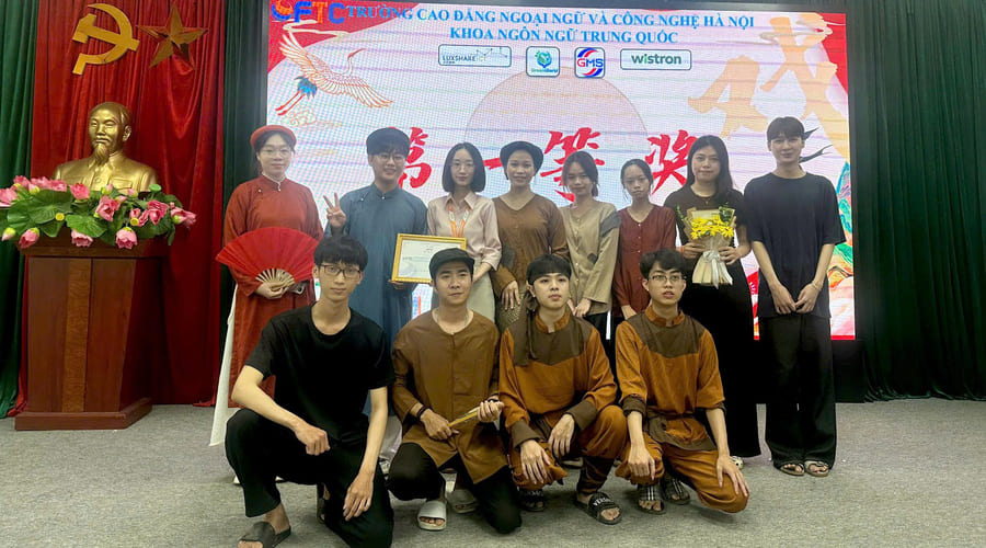 Trao giải cuộc thi Kịch tiếng Trung Quốc