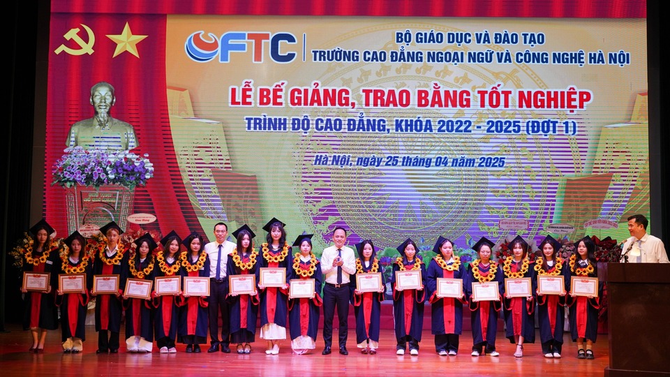 logistics-va-Thuong-mai-dien-tu